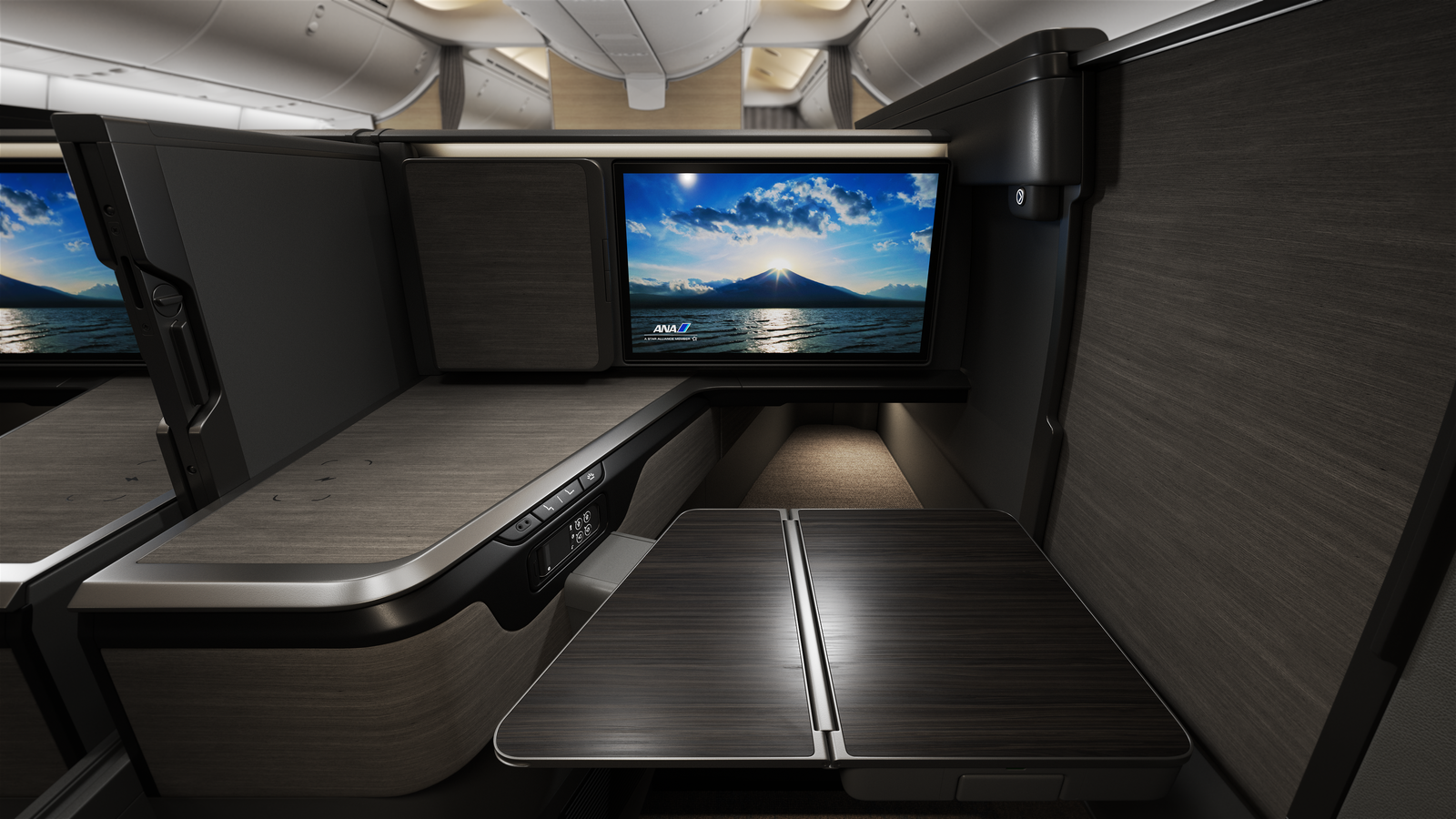 250529_Bus_Stills_Delivery_4K_cabin__0007